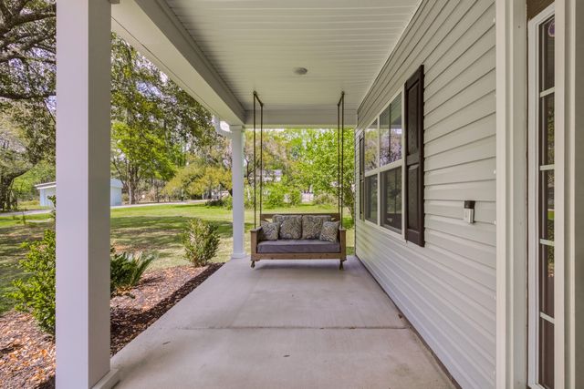 550 Fleming Road, Charleston, SC 29412