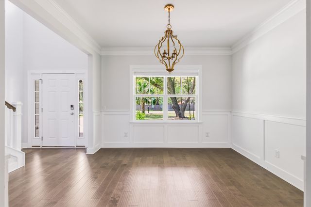 550 Fleming Road, Charleston, SC 29412