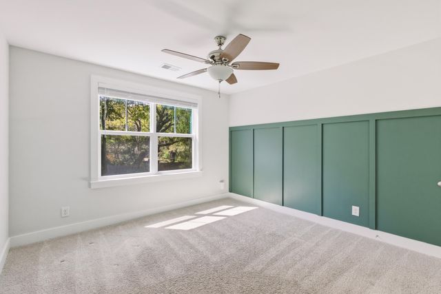 550 Fleming Road, Charleston, SC 29412