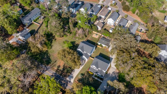 550 Fleming Road, Charleston, SC 29412
