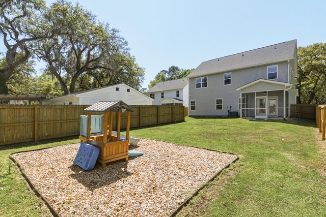 550 Fleming Road, Charleston, SC 29412