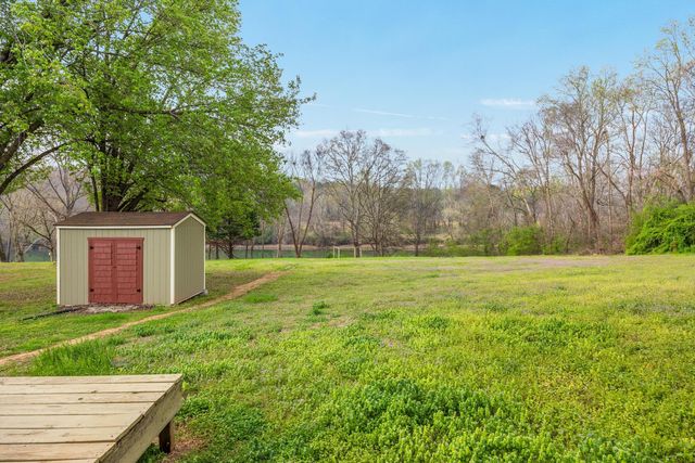 749 Riverbend Trail NE, Charleston, TN 37310