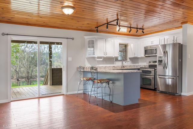 749 Riverbend Trail NE, Charleston, TN 37310