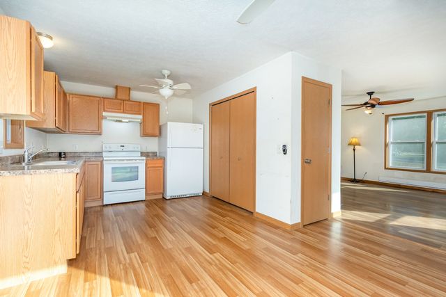 25540 S Canal Street, Channahon, IL 60410