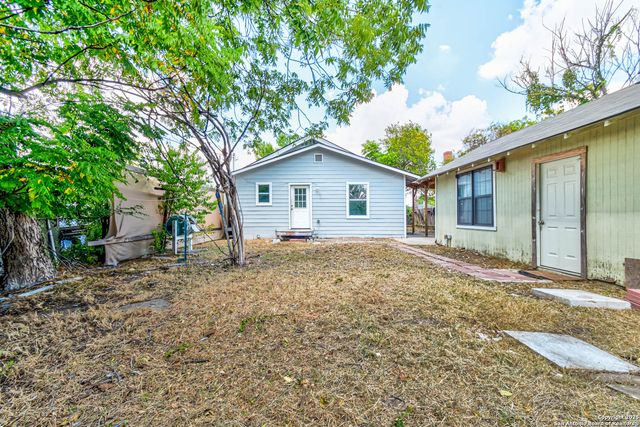 718 E Highland, San Antonio, TX 78210