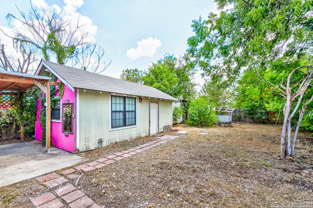 718 E Highland, San Antonio, TX 78210