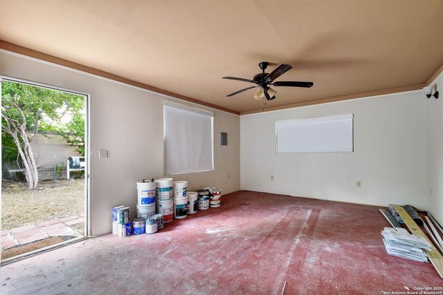 718 E Highland, San Antonio, TX 78210