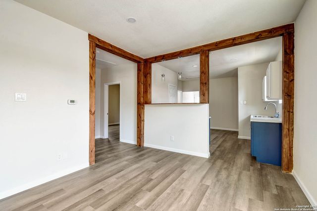 718 E Highland, San Antonio, TX 78210