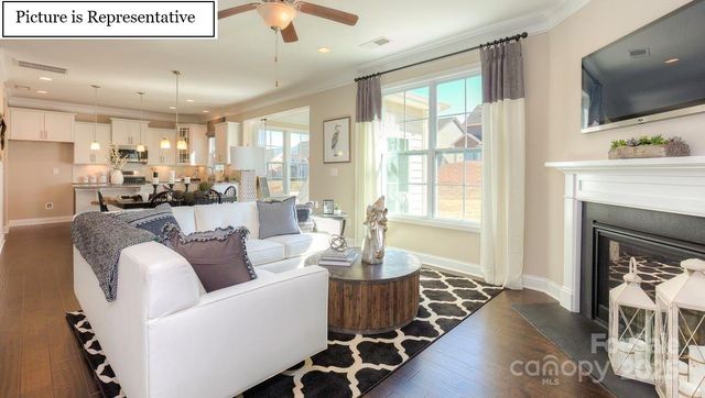 7108 Butternut Oak Terrace, Huntersville, NC 28078