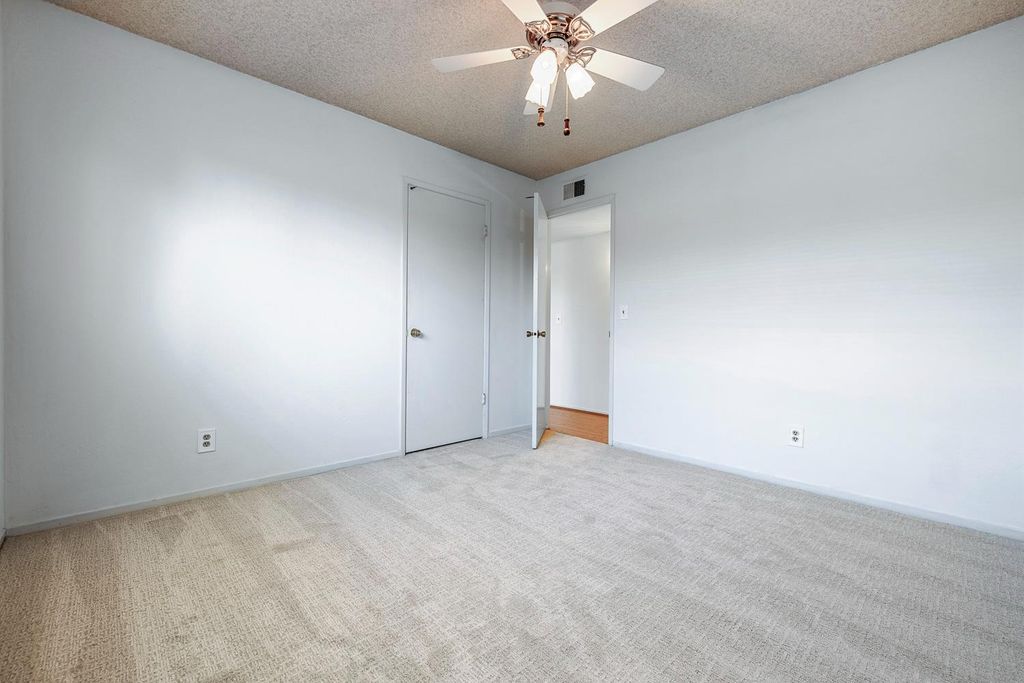 Image 26 of property listing at 1461 Rall Avenue, Clovis, CA 93611