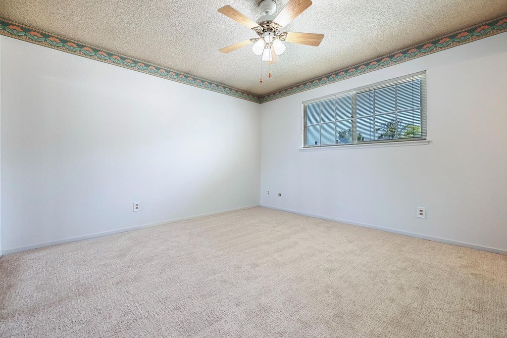Image 29 of property listing at 1461 Rall Avenue, Clovis, CA 93611