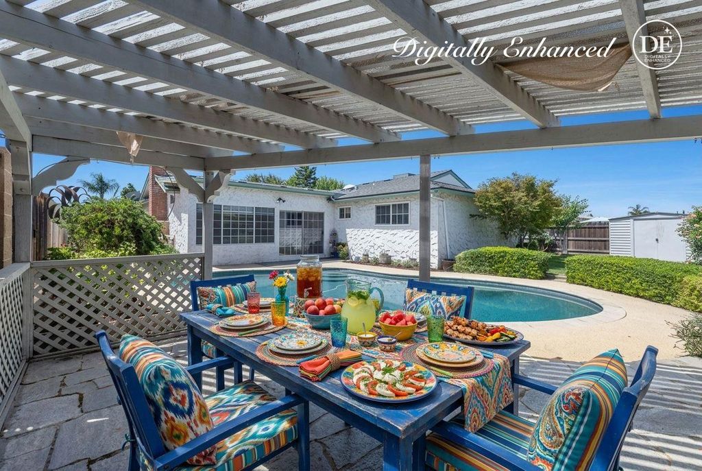 Image 32 of property listing at 1461 Rall Avenue, Clovis, CA 93611