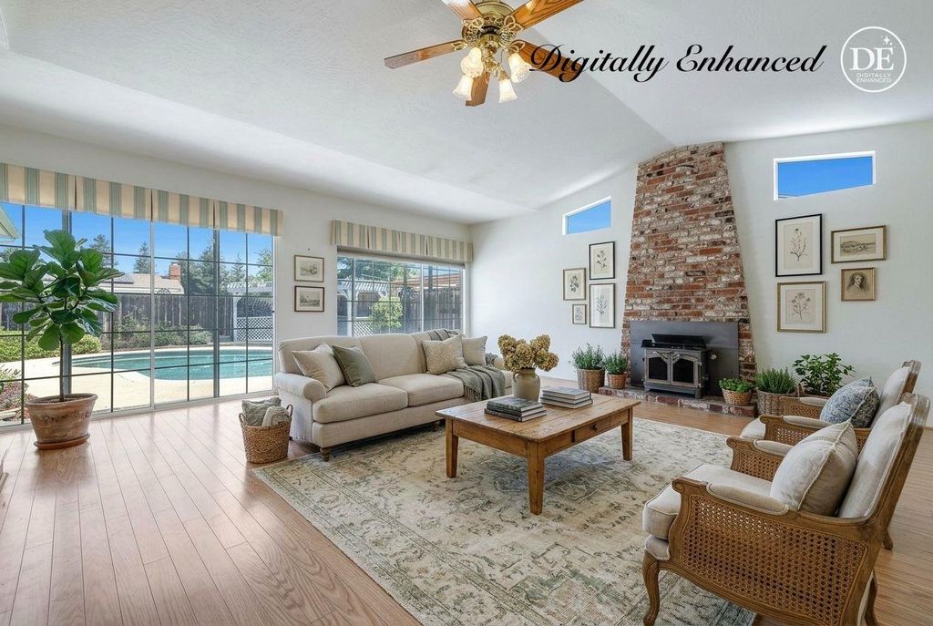 Image 6 of property listing at 1461 Rall Avenue, Clovis, CA 93611
