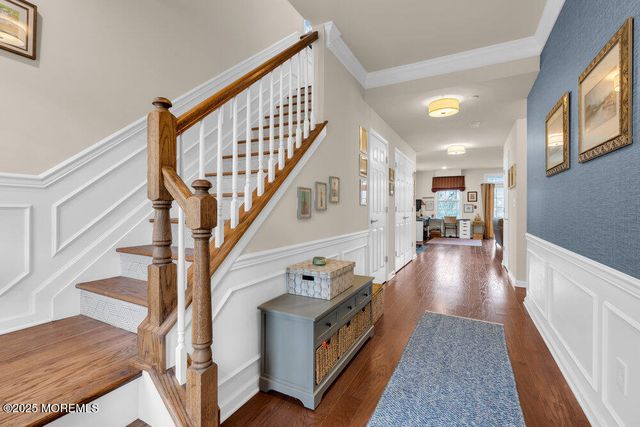 24 Lighthouse Pt Road, Highlands, NJ 07732