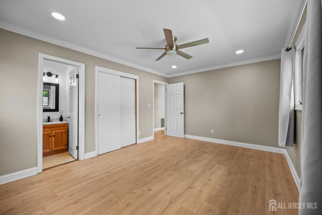 16 Venus Road, South Amboy, NJ 08879