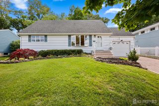 16 Venus Road, South Amboy, NJ 08879