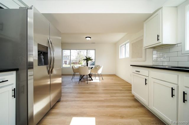 19327 Hardy Street, Livonia, MI 48152