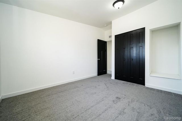 19327 Hardy Street, Livonia, MI 48152