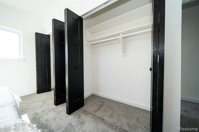 19327 Hardy Street, Livonia, MI 48152