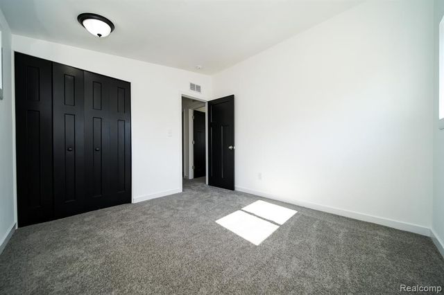 19327 Hardy Street, Livonia, MI 48152