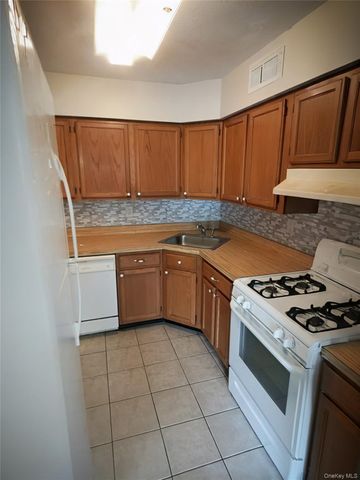 349 Artist Lake Drive, Middle Island, NY 11953