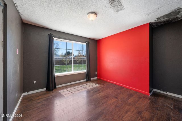3590 Siskin Lane, Reno, NV 89508
