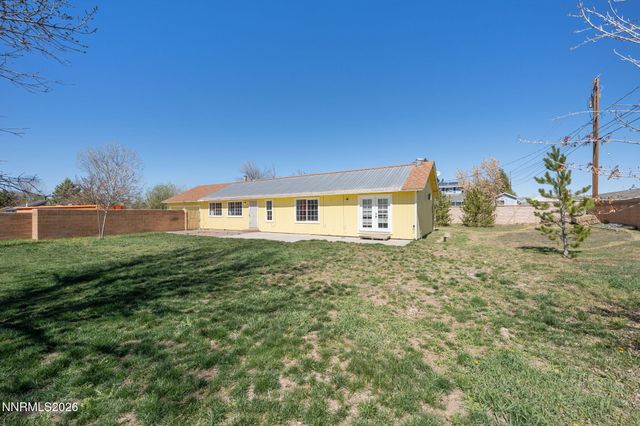 3590 Siskin Lane, Reno, NV 89508