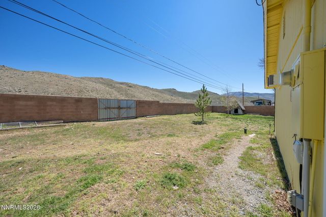 3590 Siskin Lane, Reno, NV 89508