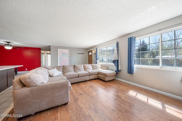 3590 Siskin Lane, Reno, NV 89508