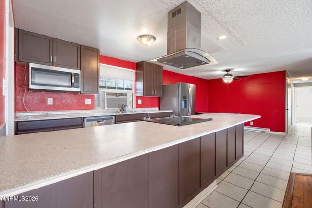 3590 Siskin Lane, Reno, NV 89508