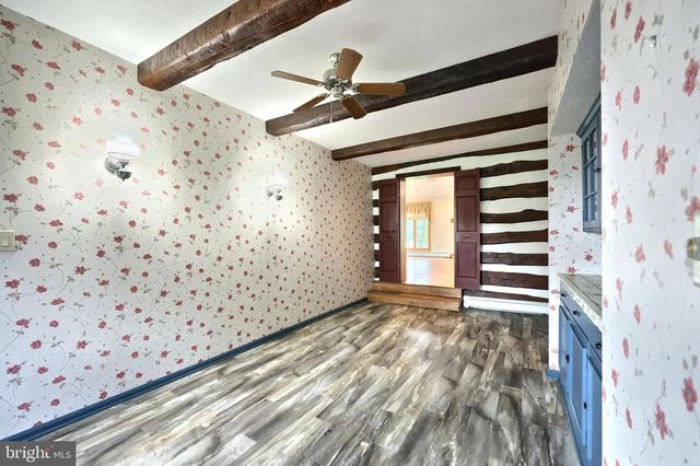 1974 YINGLING DR, Spring Grove, PA 17362