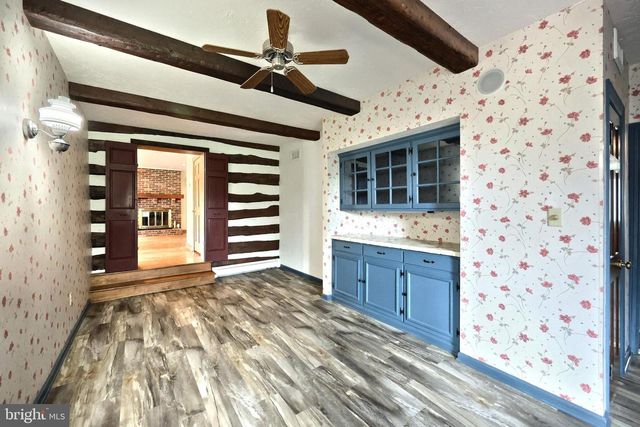 1974 YINGLING DR, Spring Grove, PA 17362