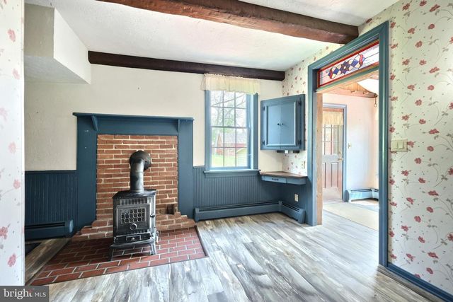 1974 YINGLING DR, Spring Grove, PA 17362