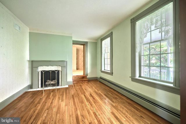 1974 YINGLING DR, Spring Grove, PA 17362
