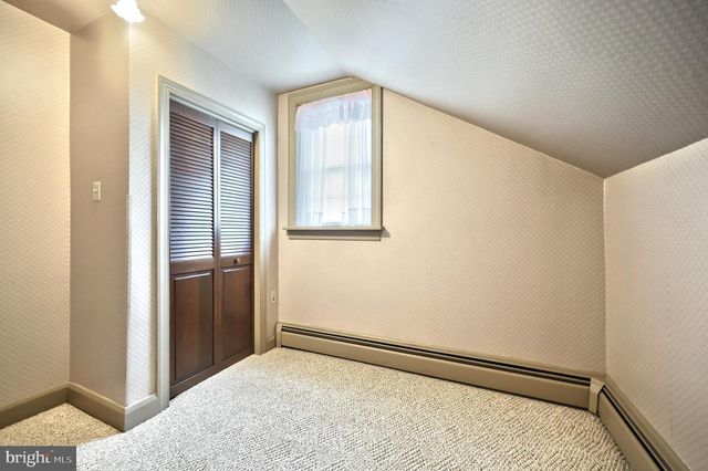 1974 YINGLING DR, Spring Grove, PA 17362