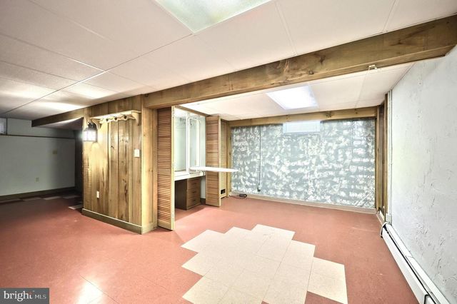 1974 YINGLING DR, Spring Grove, PA 17362
