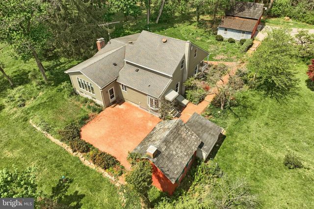 1974 YINGLING DR, Spring Grove, PA 17362