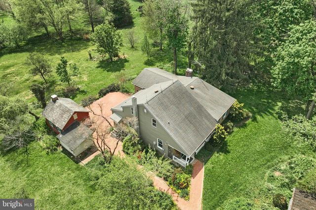 1974 YINGLING DR, Spring Grove, PA 17362
