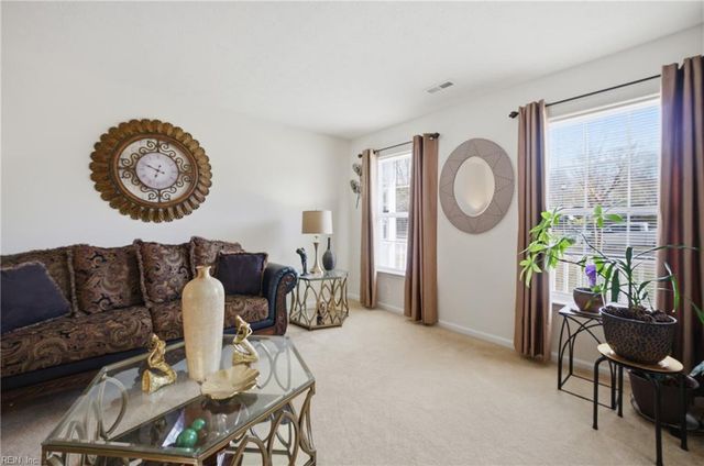 2794 Butternut DR, Hampton, VA 23666