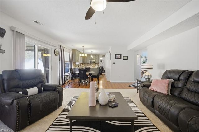 2794 Butternut DR, Hampton, VA 23666