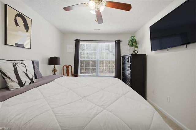 2794 Butternut DR, Hampton, VA 23666