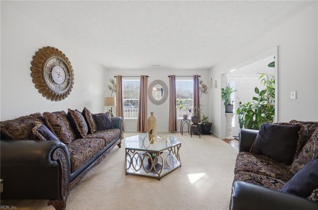 2794 Butternut DR, Hampton, VA 23666