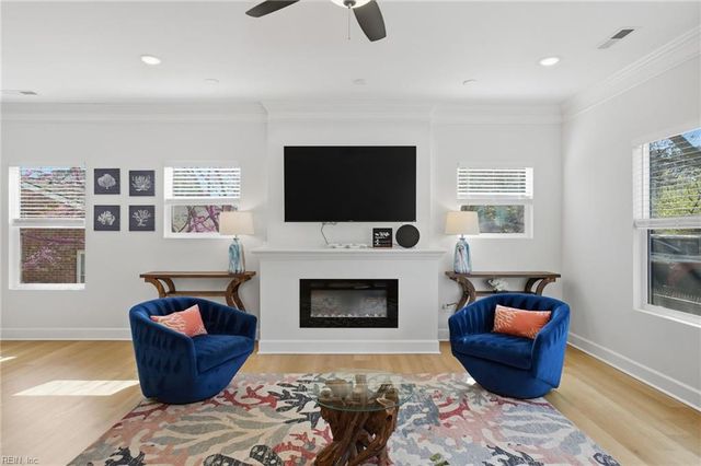 2701 Pleasant AVE, Norfolk, VA 23518