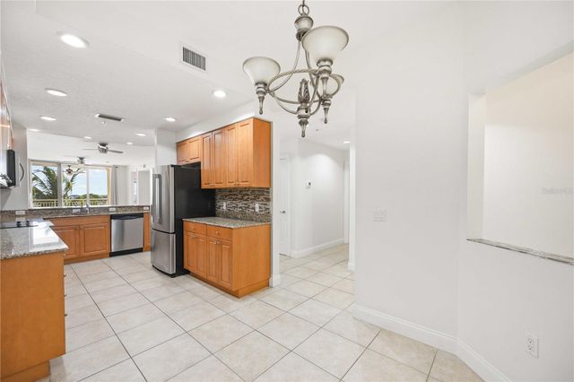 606 RIVIERA DUNES WAY 302, Palmetto, FL 34221