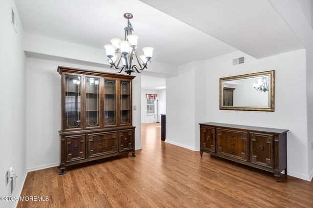 1013B Buckingham Drive, Manchester, NJ 08759