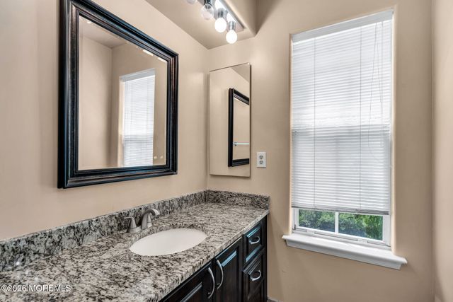 1013B Buckingham Drive, Manchester, NJ 08759