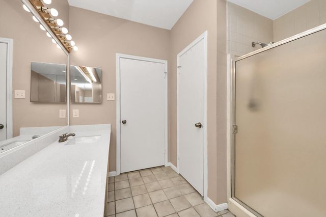 3218 Holly Hall Street 3218, Houston, TX 77054