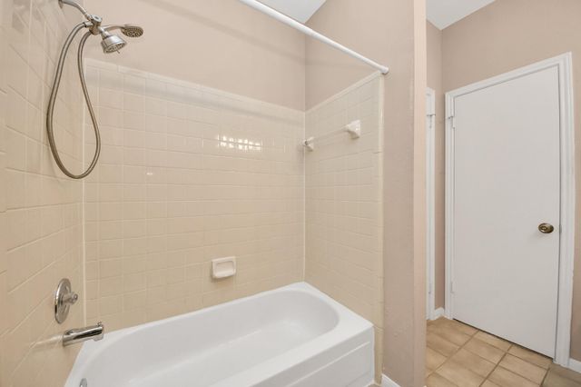 3218 Holly Hall Street 3218, Houston, TX 77054