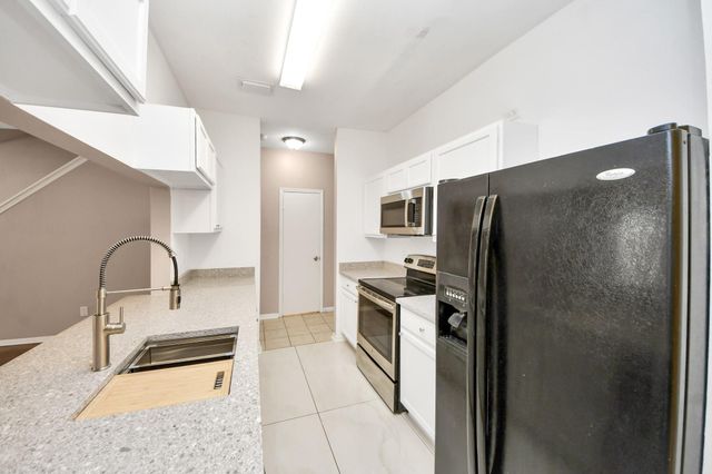 3218 Holly Hall Street 3218, Houston, TX 77054