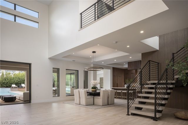 27 Cranberry Cove Court, Las Vegas, NV 89135